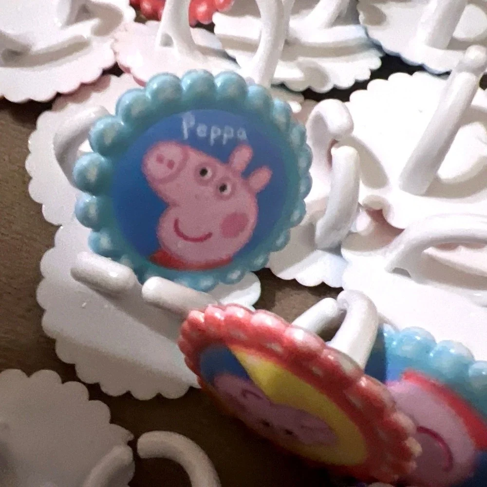 Decopac Peppa Pig & George 24 Count Party Favor Rings Cupcake Toppers‎
